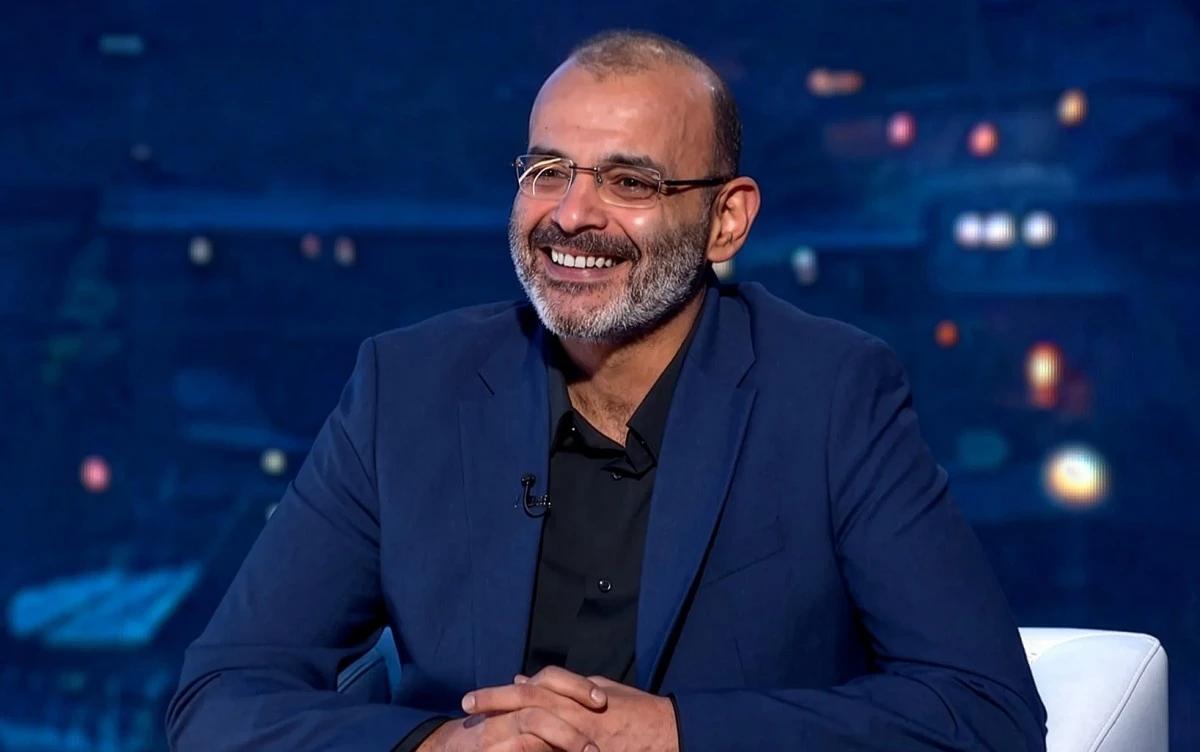 دافع عن شيرين وهاجم الذكاء الاصطناعي.. أبرز تصريحات أيمن بهجت قمر مع منى الشاذلي