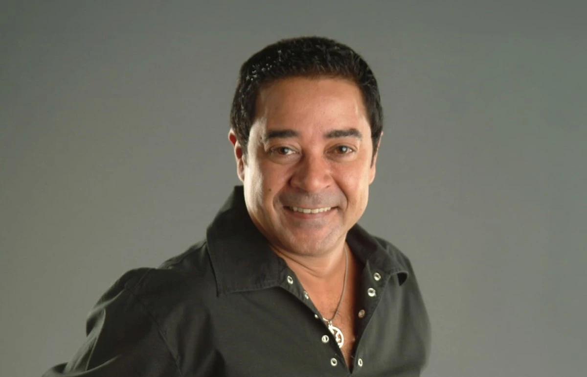 مدحت صالح يطرح "أوصفه" ويستقبل عيد الحب في الأوبرا