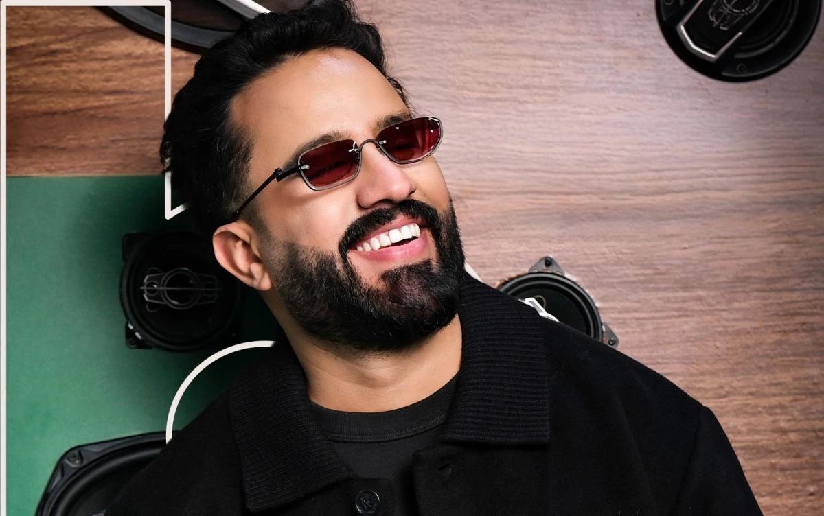 مهند الباشا… من صوتٍ محصور داخل العائلة إلى نجم في “ذا فويس”