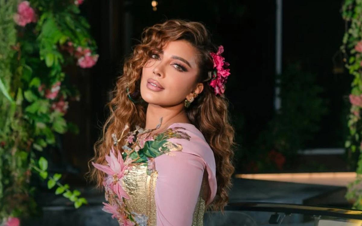 نقيب الفنانين السوريين يعلن تأجيل زيارة أصالة إلى دمشق