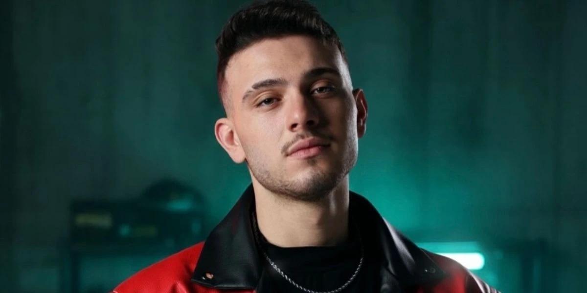 الشامي يلمح لتأجيل ألبومه برسائل غير مباشرة