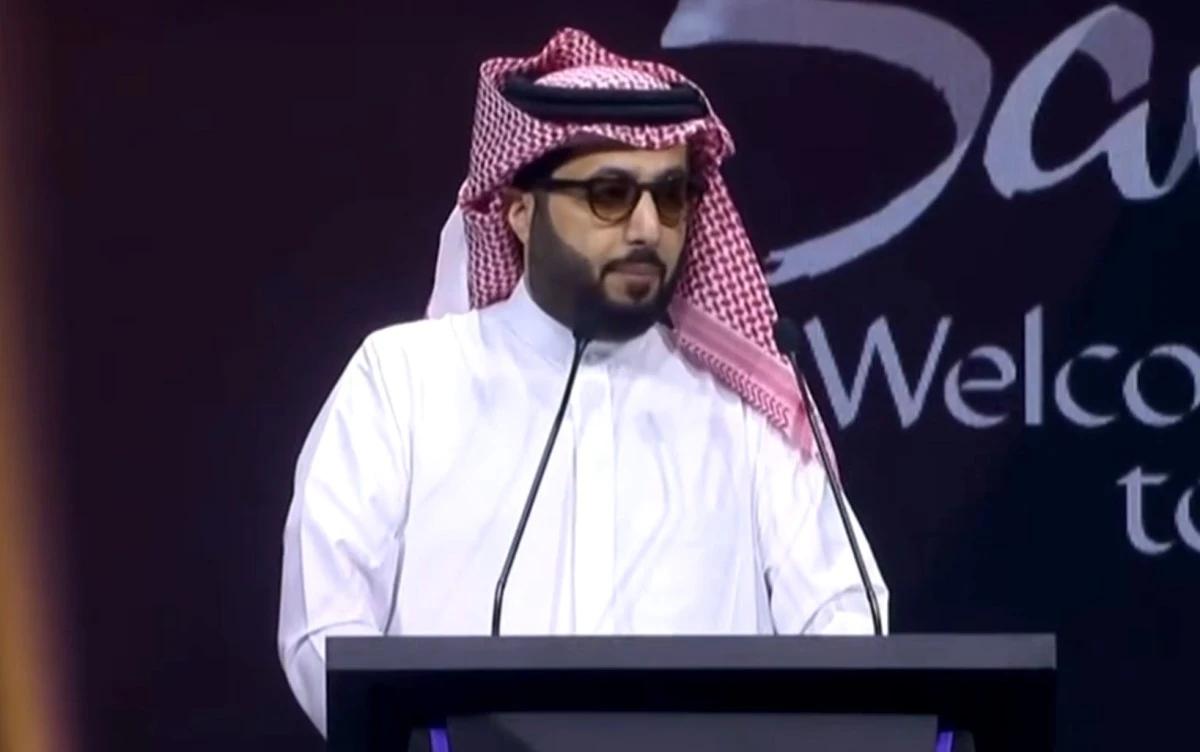 تركي ال الشيخ يهنئ الهضبة بإنجازه على غينيس وبيلبورد عربية